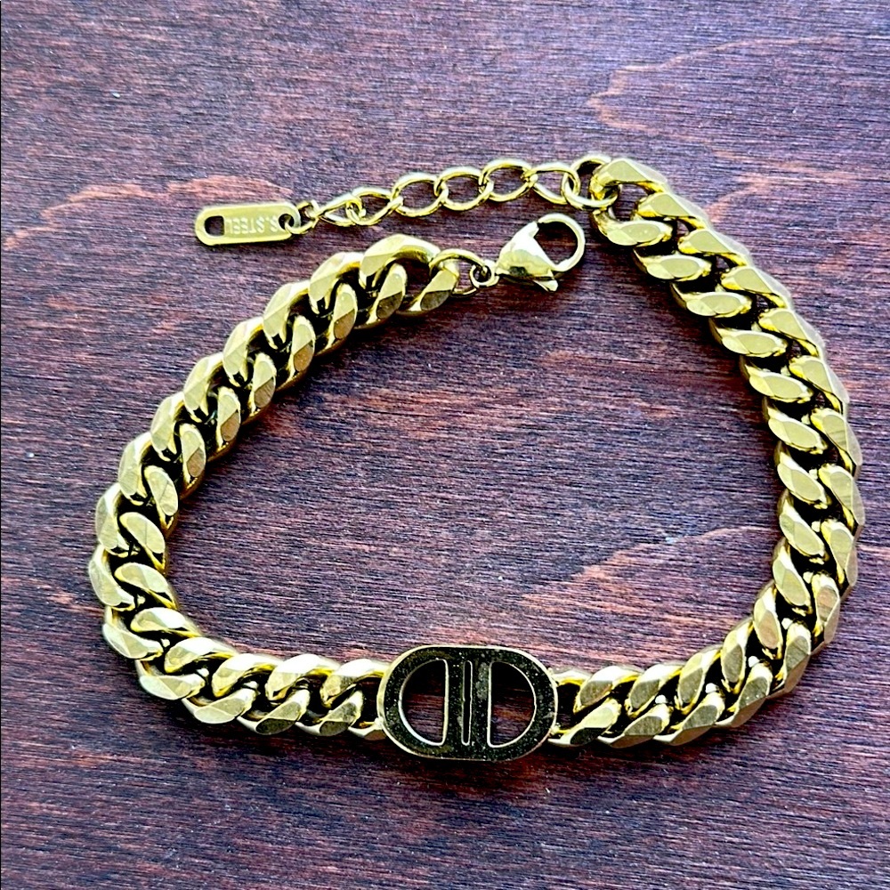 NEW Gold Stainless Steel Designer Chain Bracelet